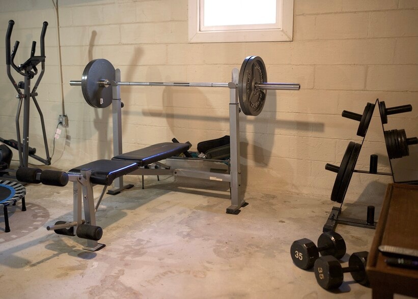 Basement Training Facility with Squat Rack & Bench - 10207 Oak Ave