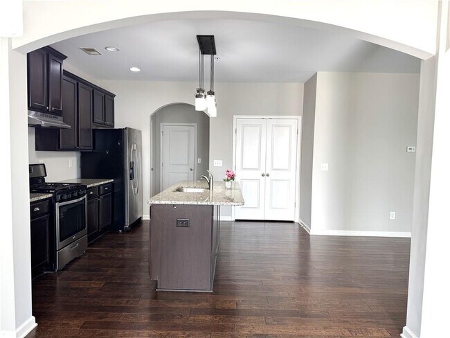 Building Photo - 3522 Village Enclave Ln