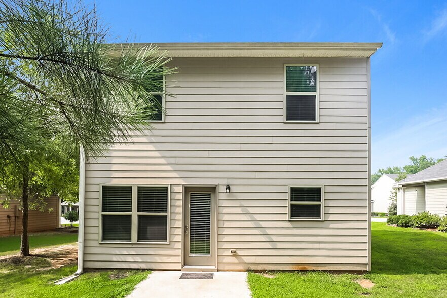 Building Photo - 47 Trotter Ct