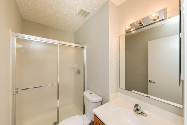 Building Photo - 5609 Blandon