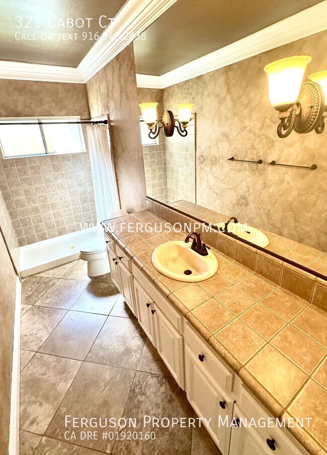 Building Photo - 321 Cabot Ct