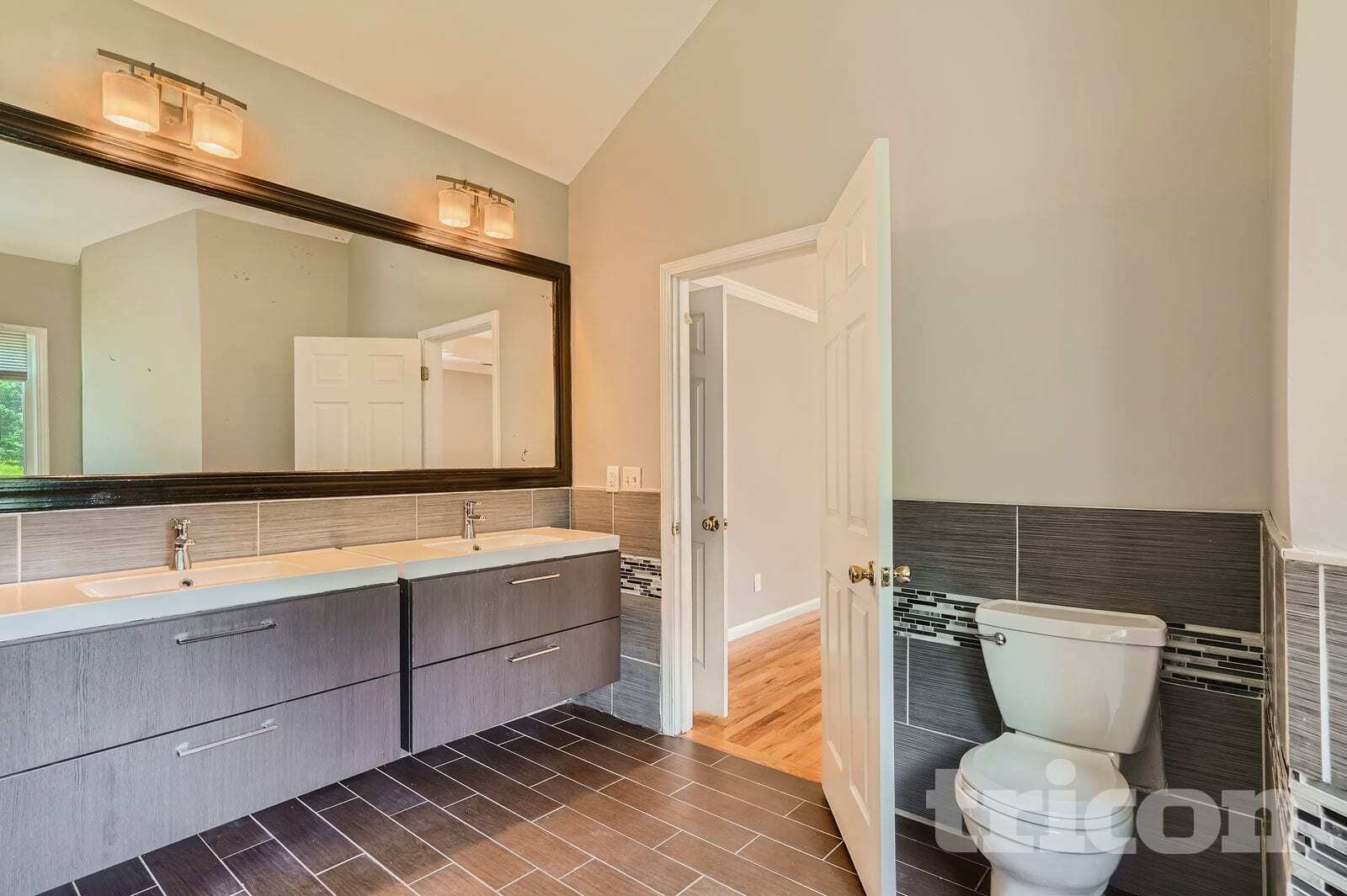 Building Photo - 1140 Johns Landing Ct