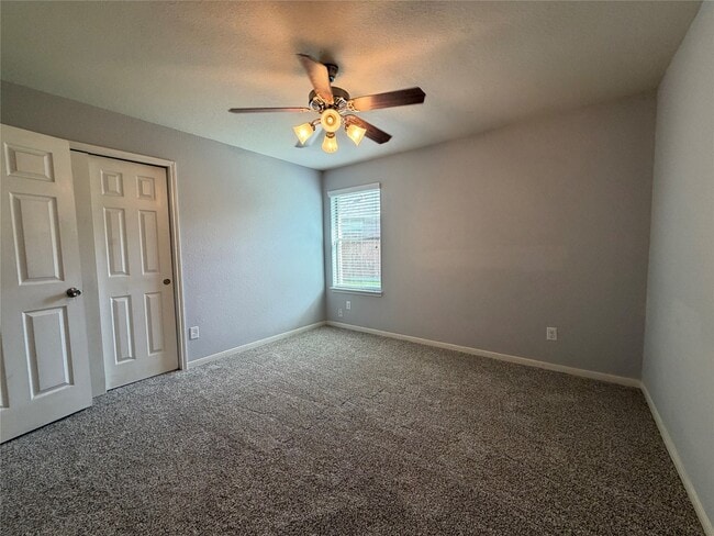 Building Photo - 8023 Clover Leaf Dr