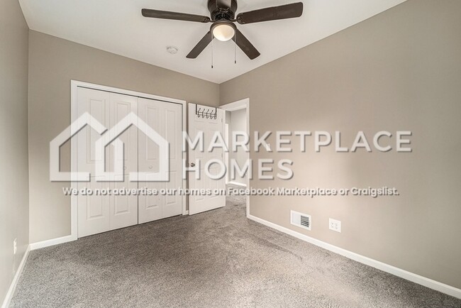 Building Photo - 242 Englewood St