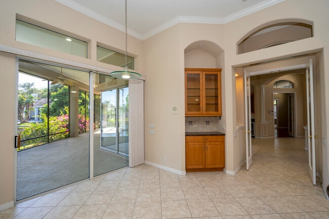 Building Photo - 3668 Windmoor Dr