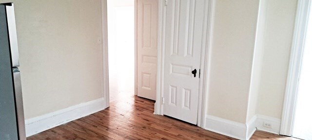 Building Photo - 52 Underwood St