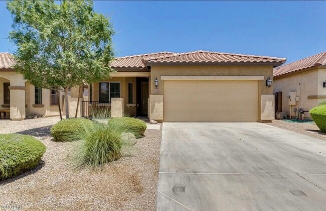 Building Photo - 4210 E Alamo St