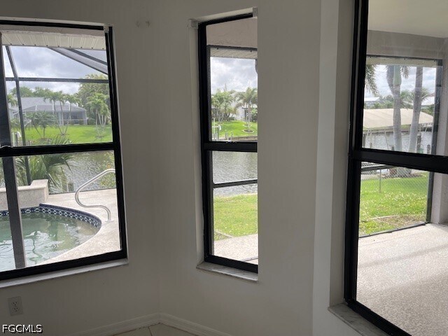 Building Photo - 3425 SE 10th Ave