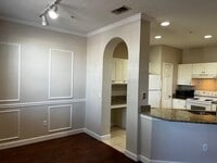 Building Photo - 860 N Orange Ave