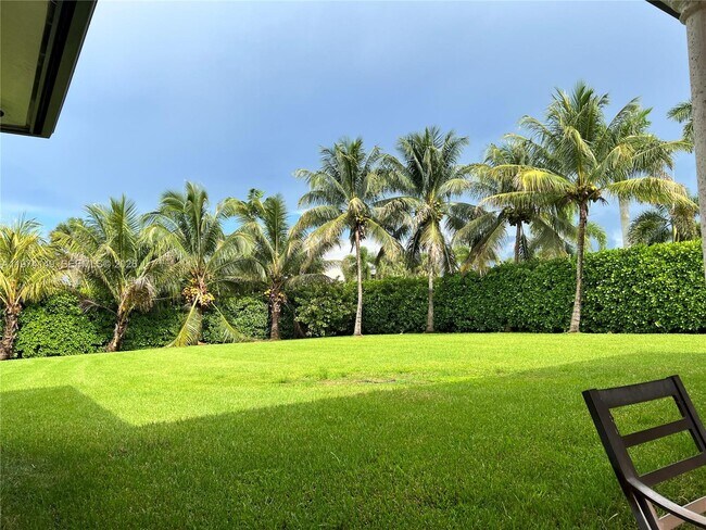 Building Photo - 1460 SW 125th Ave