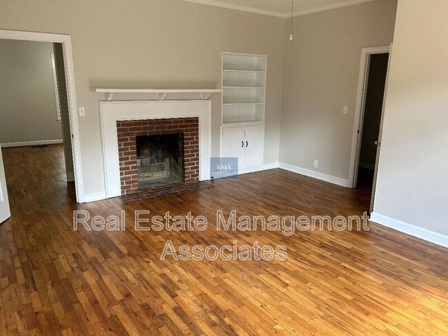 Building Photo - 126 Sihane Rd