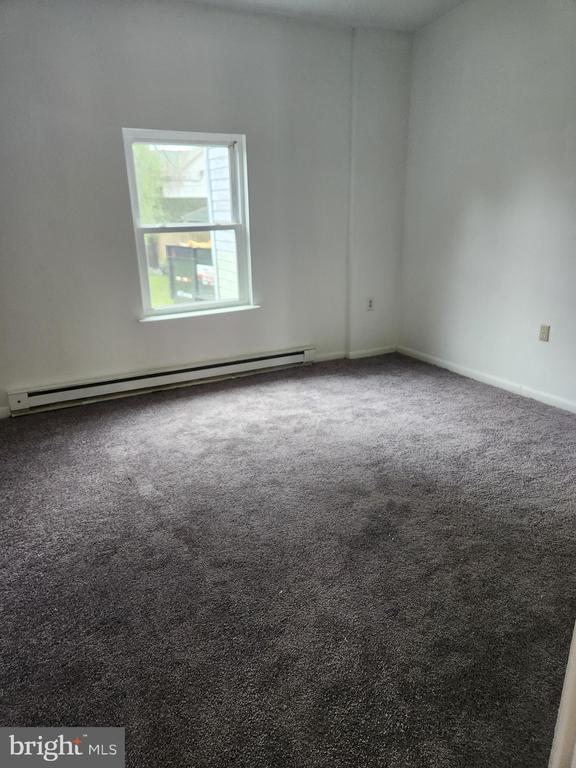 Building Photo - 406 E Moler Ave