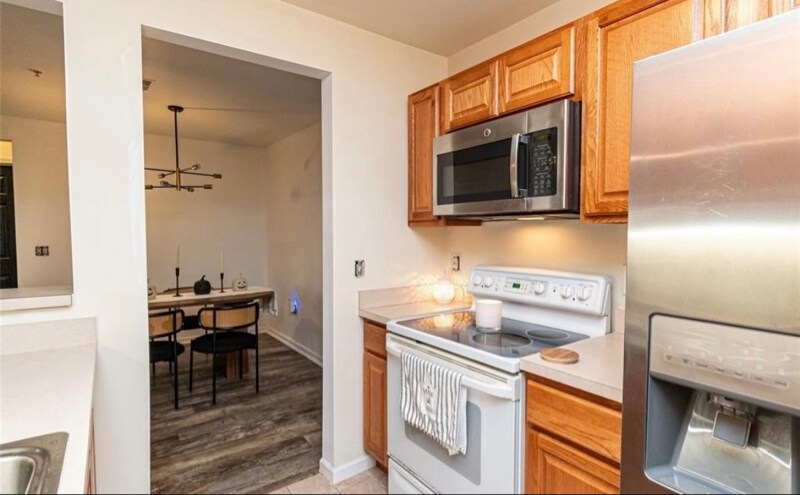 Building Photo - 867 Amanda Ln