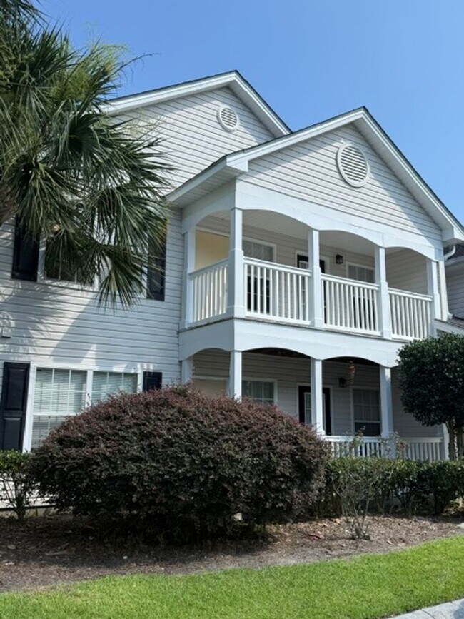 Building Photo - The Reserve at WoodBridge - Villa B216