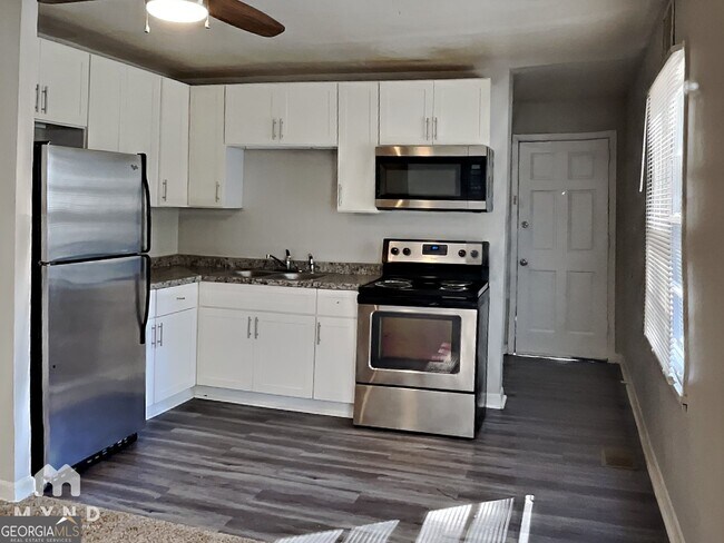 Building Photo - 3791 Clovis Ct NW