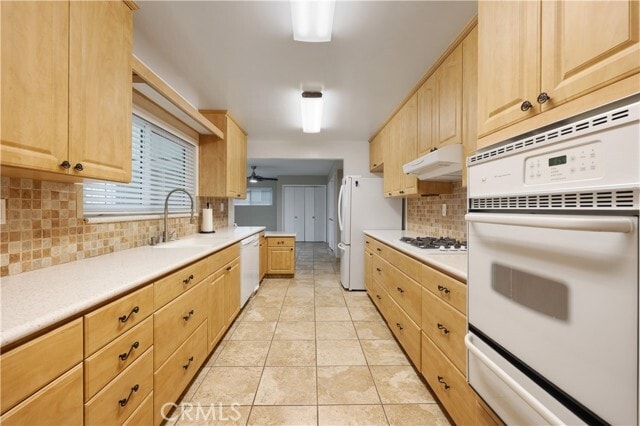Building Photo - 13301 Yorba St