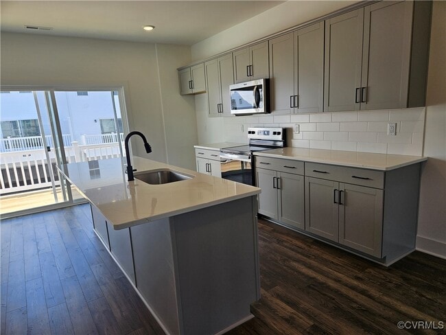 Building Photo - 15356 Oasis Sun Wy