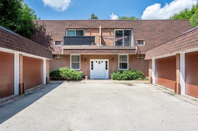 Building Photo - 5101 Mineral Point Rd