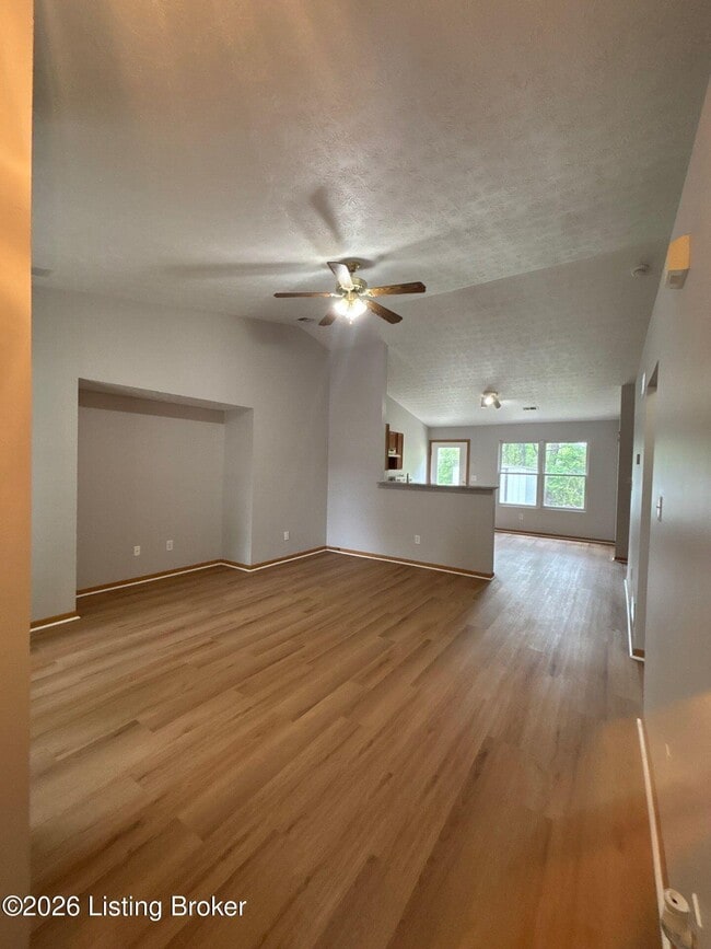 Building Photo - 6711 Hunters Creek Blvd