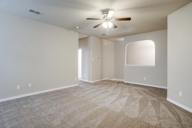 Building Photo - Beautiful 5 Bed, 3 Bath, 2-Story Home in Morningstar Subdivision- Aledo ISD- 76008