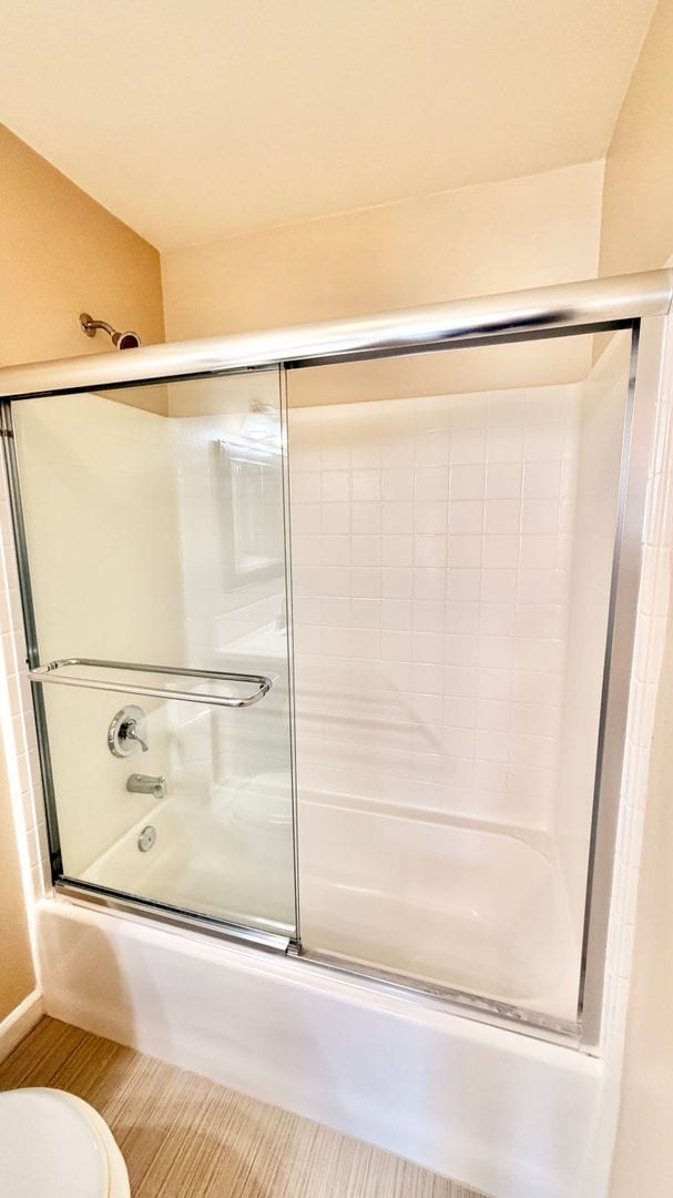 Building Photo - Bright & Lovely Two Story Townhome in the VistaMonte at San Luis Rey HOA Community of Oceanside!