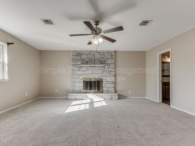 Building Photo - 921 Harrison St