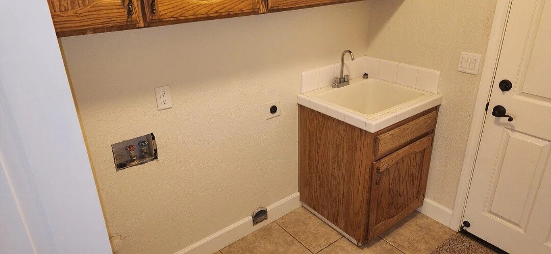 Building Photo - 2090 N Berkeley Ave