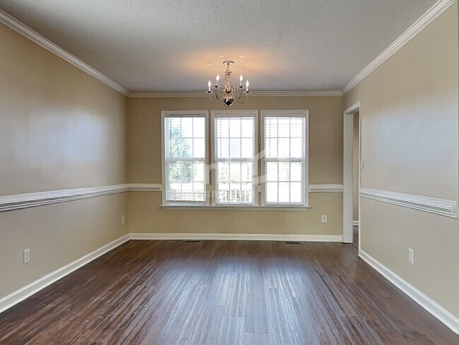 Building Photo - 55 Old Tree Ct