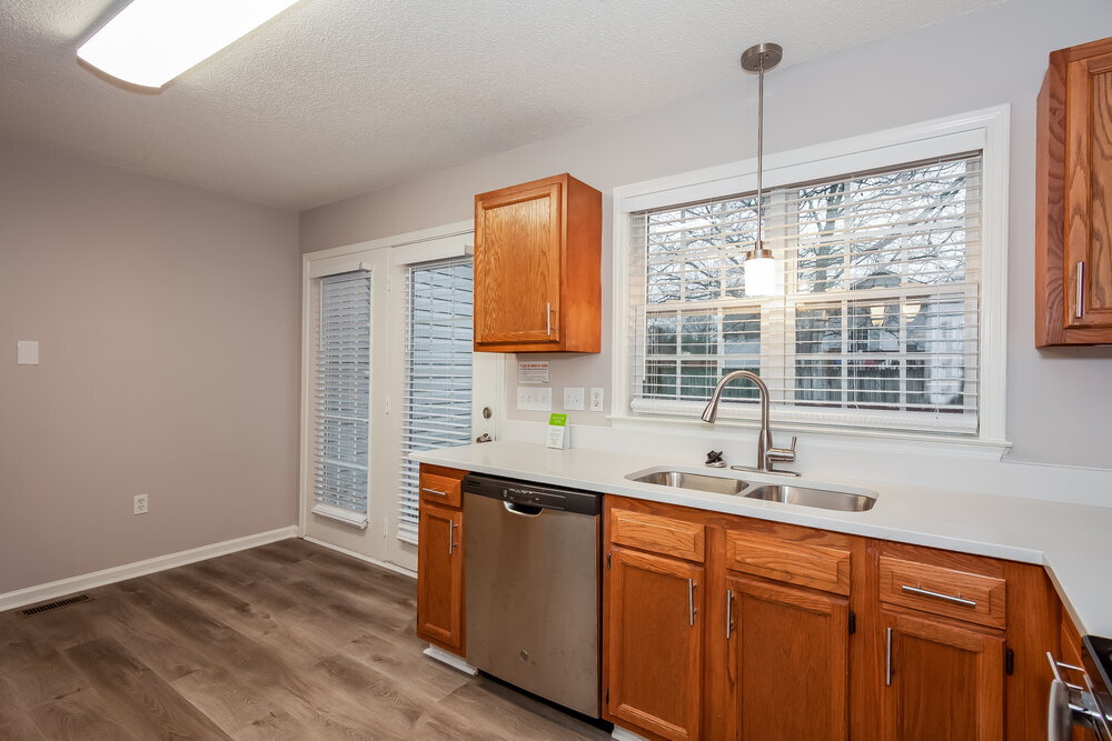 Building Photo - 818 Highlander Ct