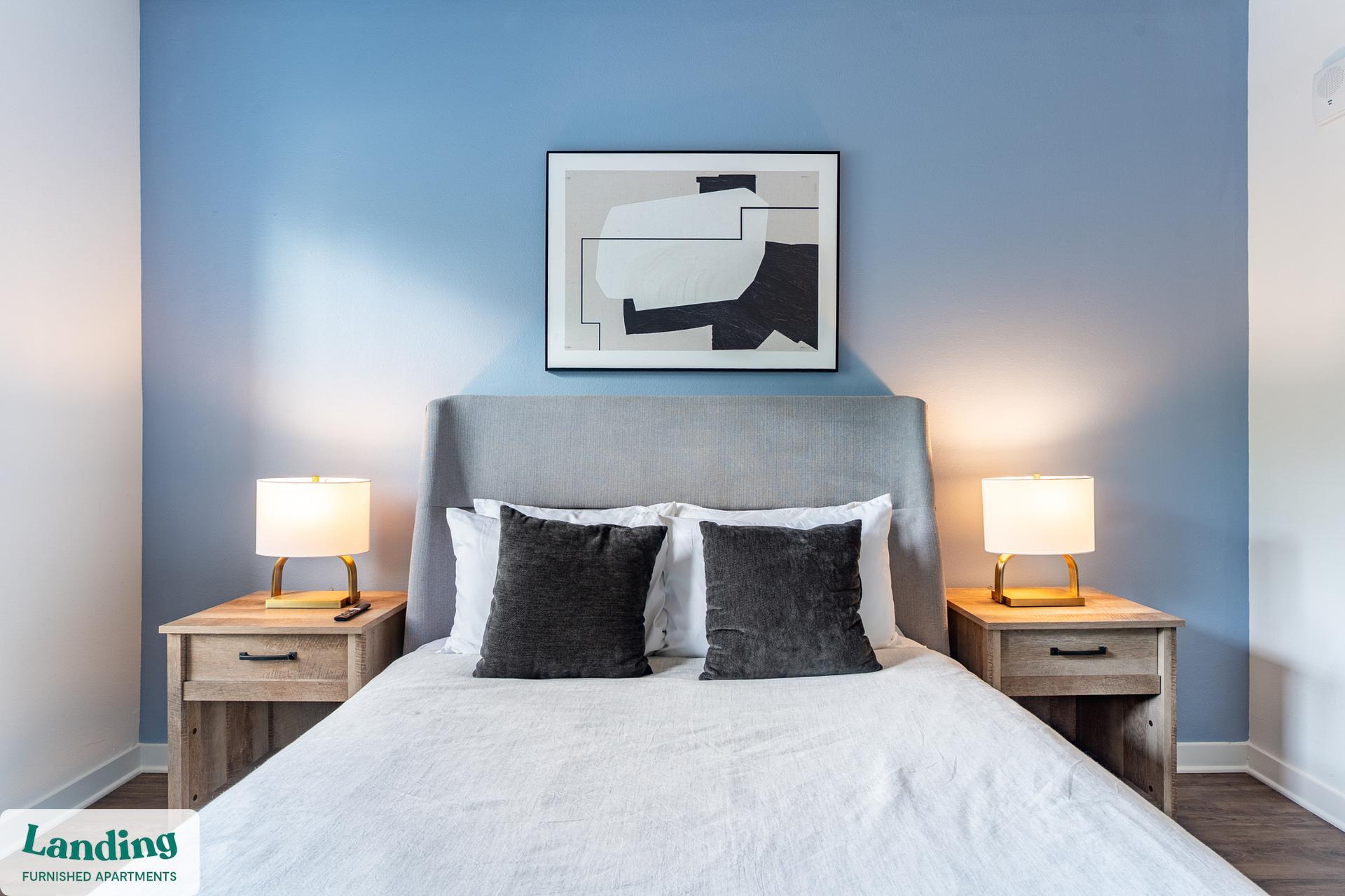 Building Photo - 1225 Utica Dr