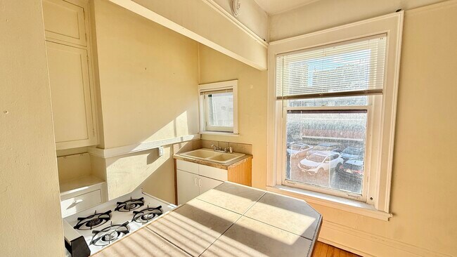 A07CB8A1-BB69-46F4-8F09-86BDD50A5DCF - Cross Apartments