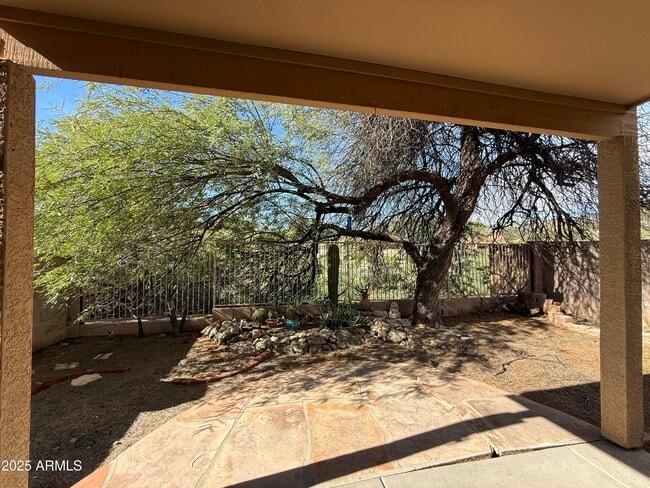 Building Photo - 16828 S Aqua Ct