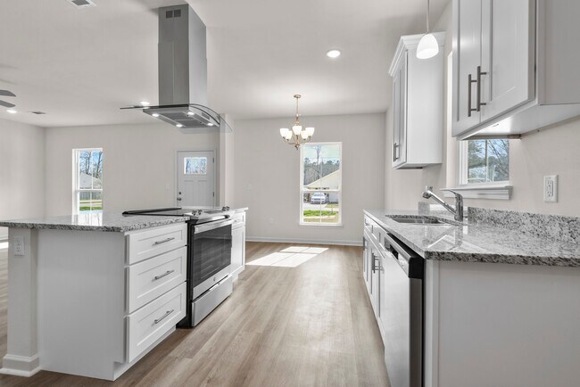 Building Photo - 20983 Oregon St