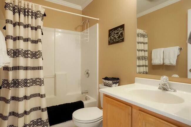 Building Photo - 552 Wapiti Ln