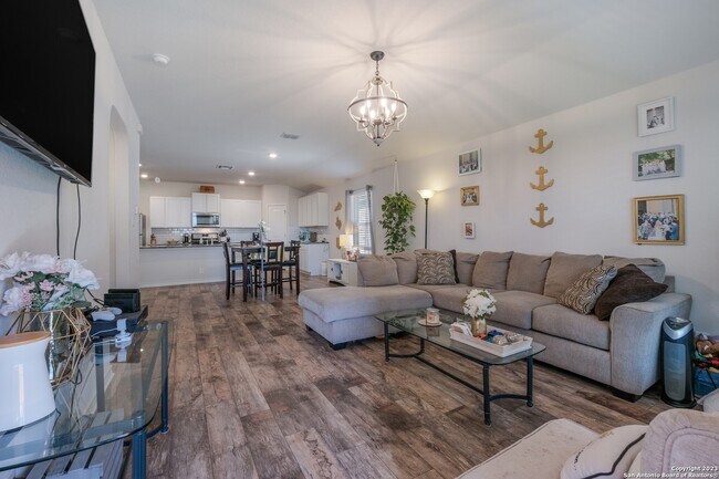 Building Photo - 13129 Needle Grass