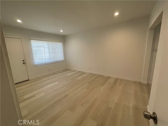 Building Photo - 1152 E 77th St