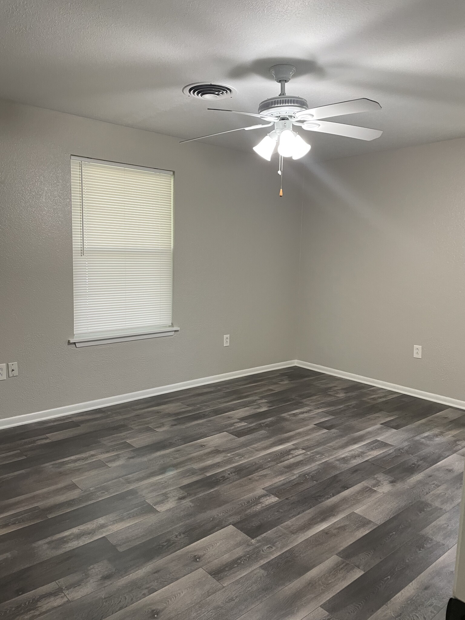 Bedroom 2 - 4027 39th St