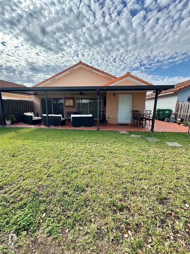 Building Photo - 17679 SW 146th Ct