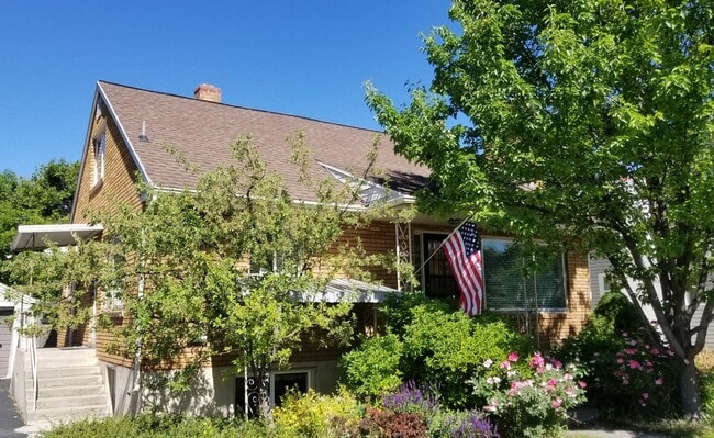 Building Photo - 577 N 100 W