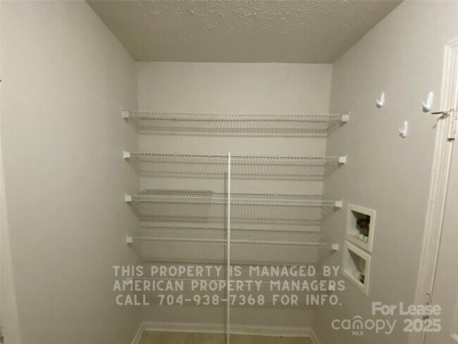 Building Photo - 1596 Matthew Allen Cir