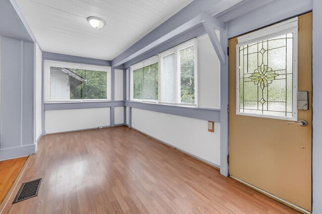 Building Photo - 1309 St Marys Blvd