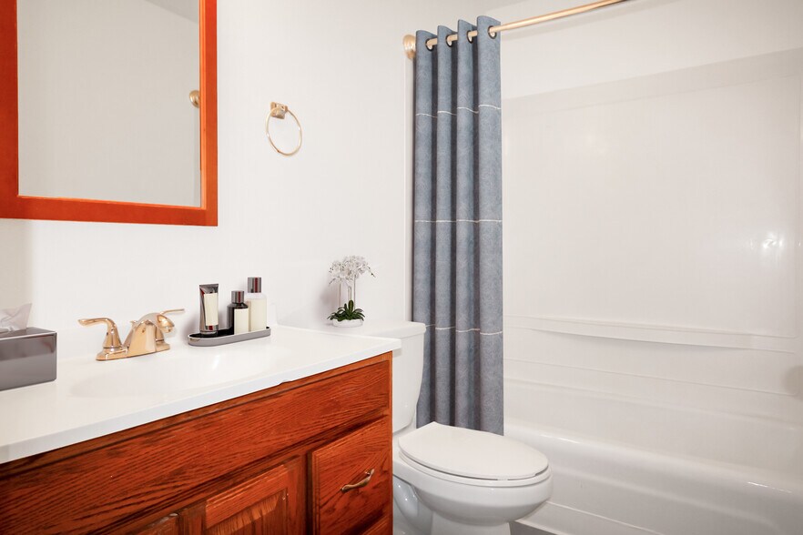 Lakeside Apartments 747 75th St SE Everett WA 98203 Apartment Finder