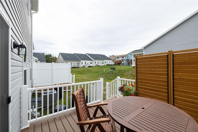 Building Photo - 23 Keuka Ln