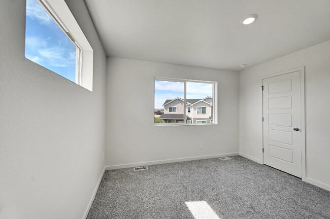 Building Photo - 507 Condor Wy