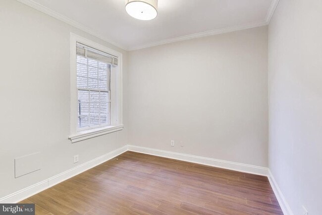 Building Photo - 1724 21st St NW