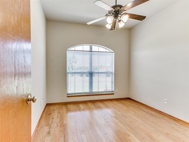 Building Photo - 5501 Lanceshire Ln