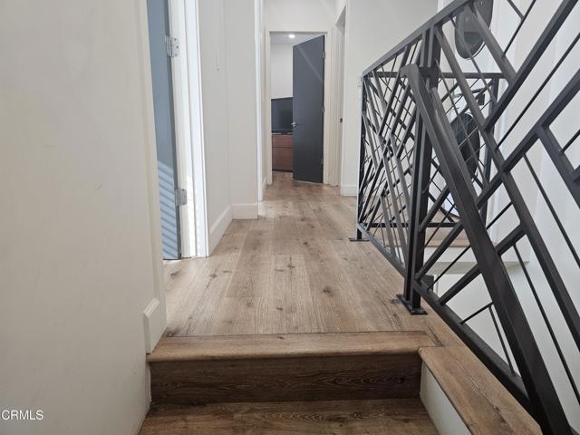 Building Photo - 14550 Burbank Blvd