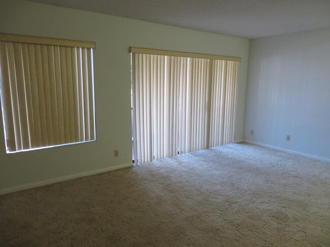 Building Photo - 603 Sea Pine Way