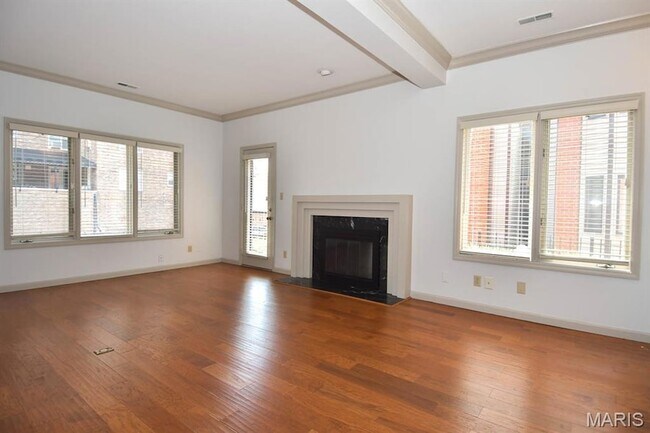 Building Photo - 4444 Lindell Blvd