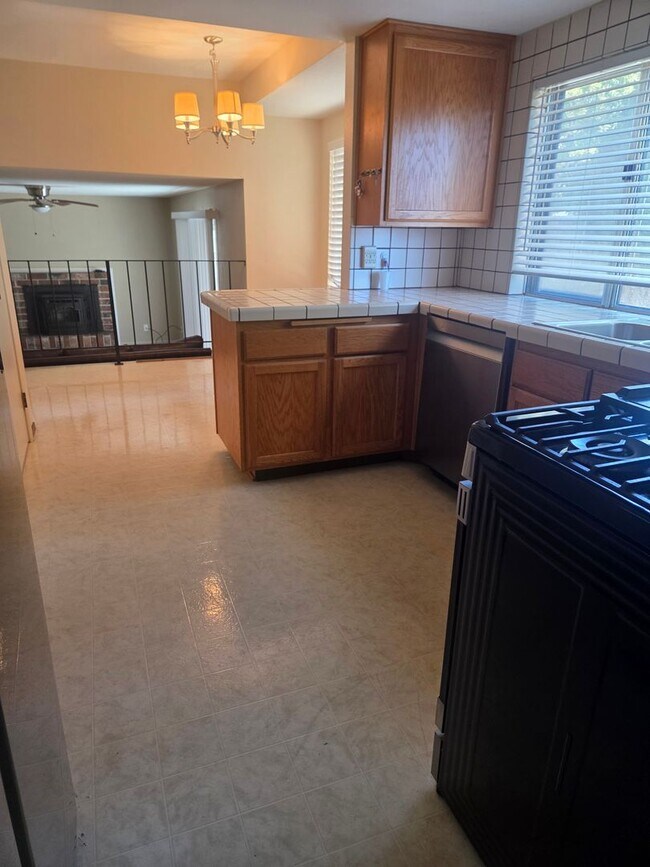 Building Photo - 3617 Scottsboro Dr